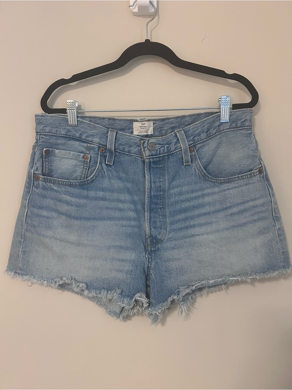 Levis 501 Denim Shorts Womens 31 Light Wash High Rise Button Fly Frayed Hem